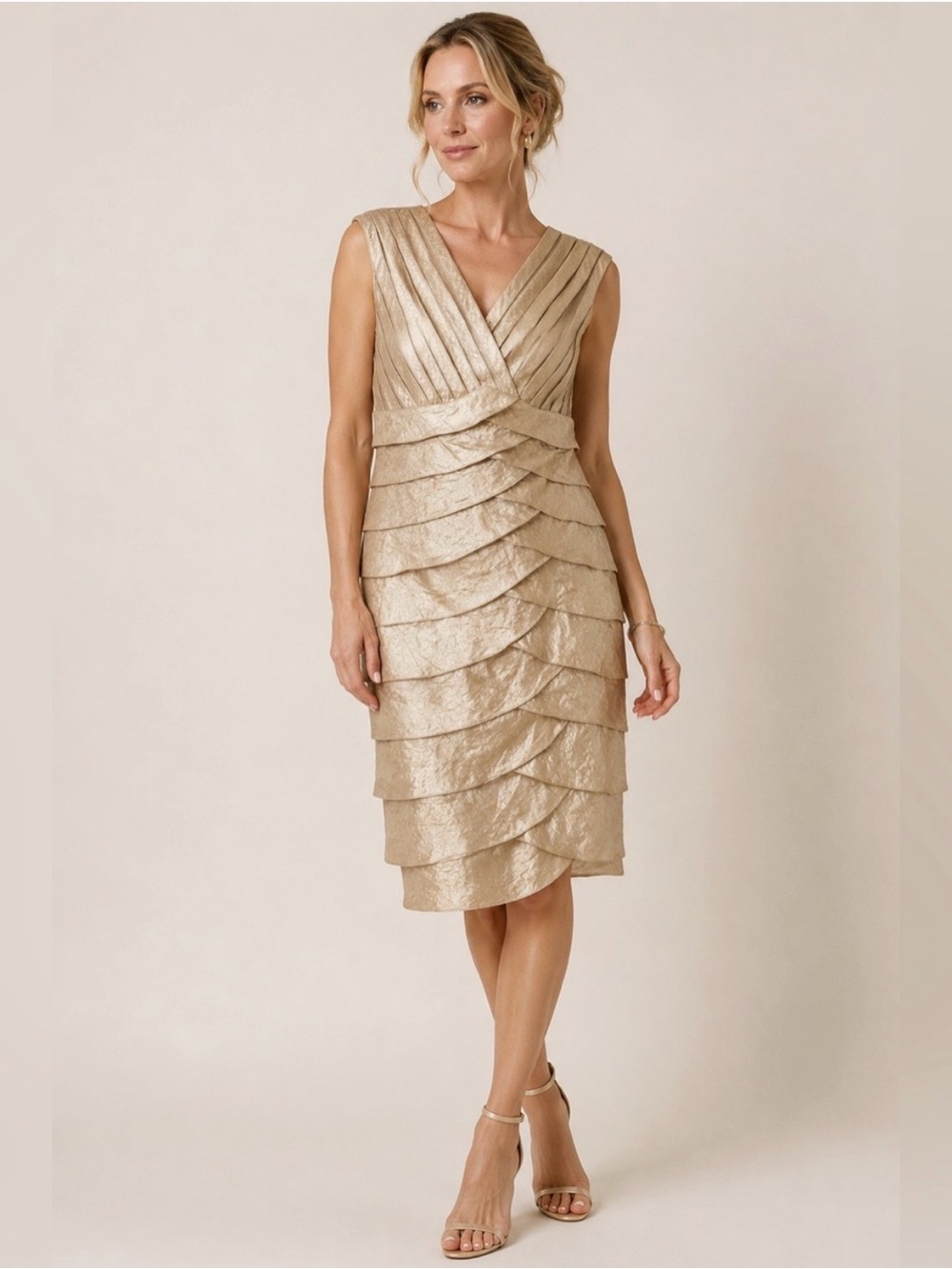Adrianna Papell | Dresses | Adrianna Papell Metallic Gold Tiered Vneck Cocktail Dress